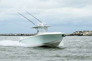 2008 Venture 39 Cuddy thumbnail 10