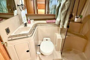 Creme Brulee 42ft Cruisers Yachts Yacht For Sale