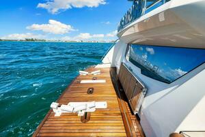 2018 Absolute 60 Flybridge 'Mama's House'