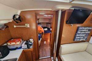 2009 Beneteau Cyclades 43.3 thumbnail 26