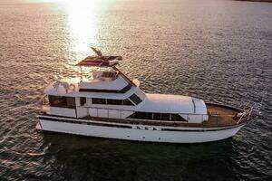 New School 1966 Chris-Craft Constellation Yacht For Sale in Marina del Rey CA