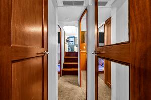 Live Wire 48ft Ocean Yachts Yacht For Sale