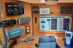Hope and Glory 33ft Nonsuch Yacht For Sale