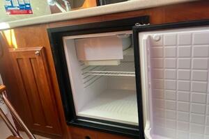 29ft Back Cove Yacht For Sale