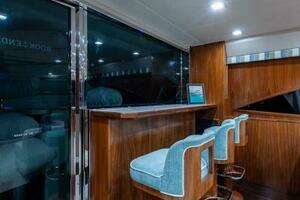 2018 Viking Enclosed Flybridge thumbnail 48