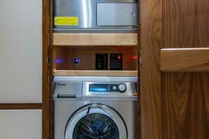 Forward Companionway Laundry