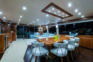 2018 Viking Enclosed Flybridge thumbnail 11