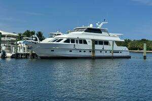 Boxes II 2000 Hargrave SL Yacht For Sale in fort lauderdale FL