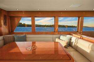 2014 Hampton 720 Skylounge LRC thumbnail 38