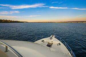 2014 Hampton 720 Skylounge LRC thumbnail 89
