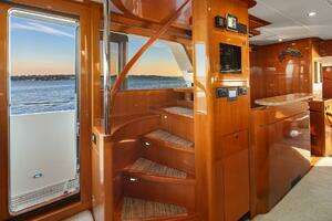 2014 Hampton 720 Skylounge LRC thumbnail 28