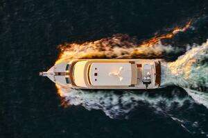 2014 Hampton 720 Skylounge LRC thumbnail 125