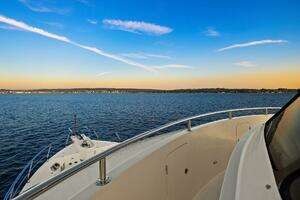 2014 Hampton 720 Skylounge LRC thumbnail 87