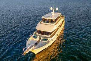2014 Hampton 720 Skylounge LRC thumbnail 119