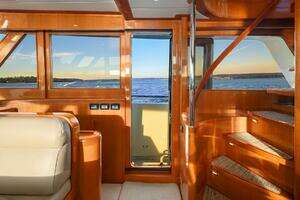 2014 Hampton 720 Skylounge LRC thumbnail 27