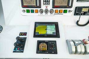 1995 Hatteras Flybridge Motor Yacht thumbnail 91