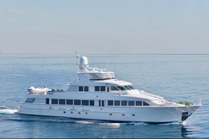 LONE STAR 130ft Hatteras Yacht For Sale