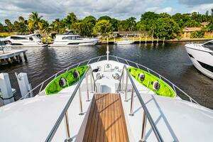 1995 Hatteras Flybridge Motor Yacht thumbnail 65