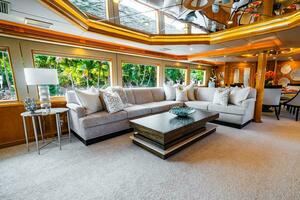 LONE STAR 130ft Hatteras Yacht For Sale