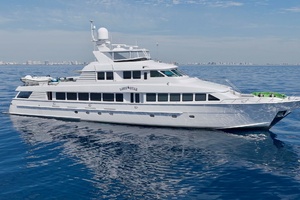LONE STAR 130ft Hatteras Yacht For Sale