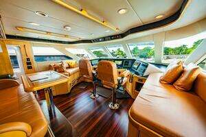 1995 Hatteras Flybridge Motor Yacht thumbnail 47