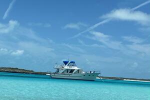 48' DeFever starboard profile2