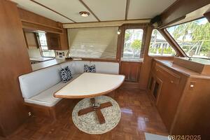 48' DeFever salon port