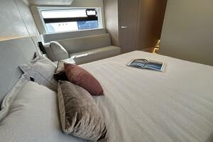 55FT (16.89M) AZIMUT