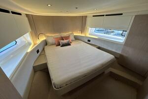 55FT (16.89M) AZIMUT