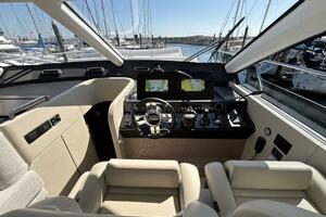 55FT (16.89M) AZIMUT