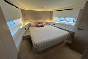 55FT (16.89M) AZIMUT