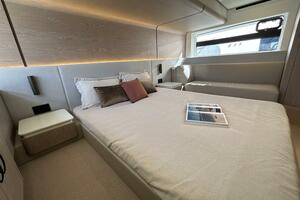 55FT (16.89M) AZIMUT