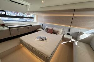 55FT (16.89M) AZIMUT