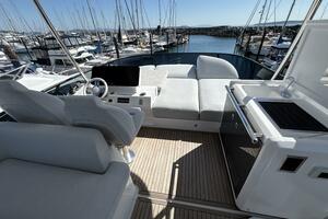 55FT (16.89M) AZIMUT