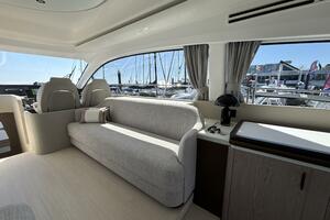 55FT (16.89M) AZIMUT