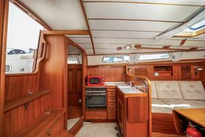 Roniin 31ft Hallberg Rassy Yacht For Sale
