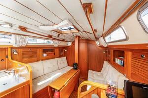 Roniin 31ft Hallberg Rassy Yacht For Sale
