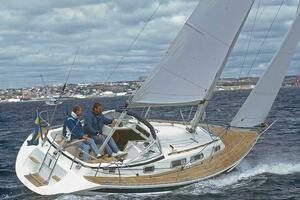 Roniin 31ft Hallberg Rassy Yacht For Sale