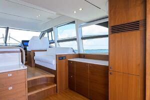 Princess F49 Chill- Galley/Salon