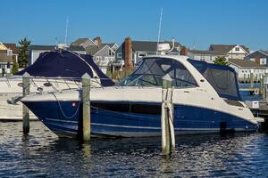 Photo 5783919 for 2015 Sea Ray 310 Sundancer  