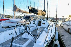 36ft J Boats Yacht For Sale