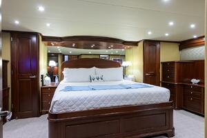 85FT (25.91M) PACIFIC MARINER