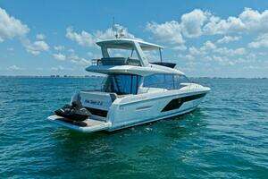 2022 Prestige 590 Flybridge thumbnail 67