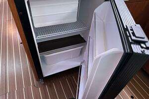 2006 Hunter 38 thumbnail 57