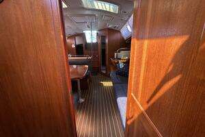 2006 Hunter 38 thumbnail 28