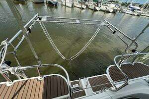 2006 Hunter 38 thumbnail 17