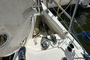 2006 Hunter 38 thumbnail 5
