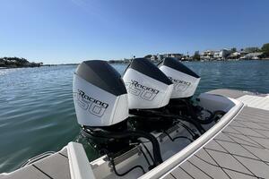 41FT (12.78M) SEA RAY