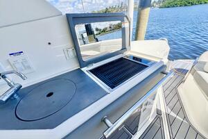 32ft Sea Ray Yacht For Sale