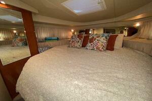 38ft Sea Ray Yacht For Sale